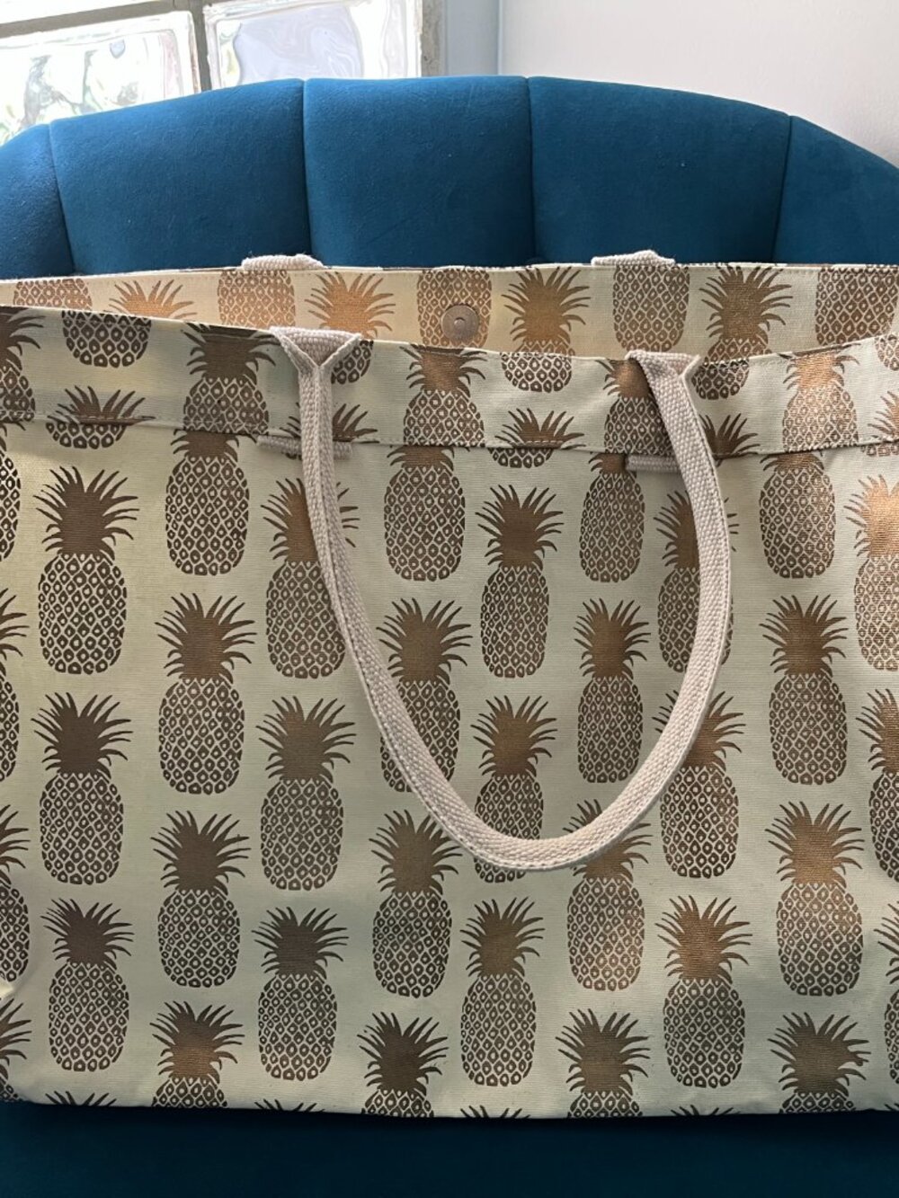 NEW Rock Flower Paper Metallic Linen Pineapple Tote